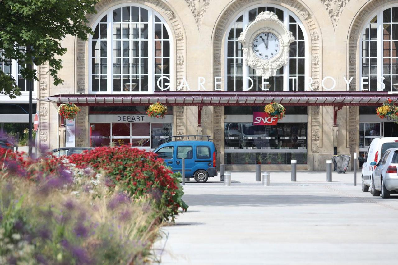 Appartement Cozy Avec Stationnement Gratuit Saint-André-les-Vergers 외부 사진